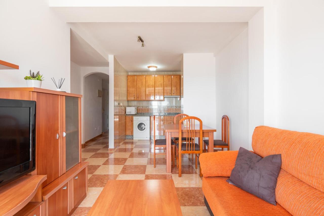Renthas Pedregalejo Beach Apartments マラガ エクステリア 写真