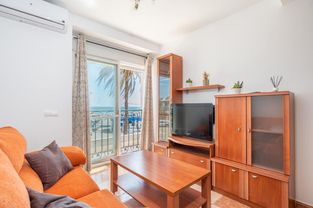 Renthas Pedregalejo Beach Apartments マラガ エクステリア 写真